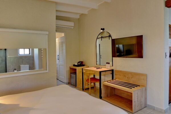 Hazyview Standard Room 7