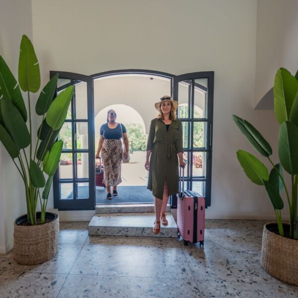 Lobby (4) Lobby (4)